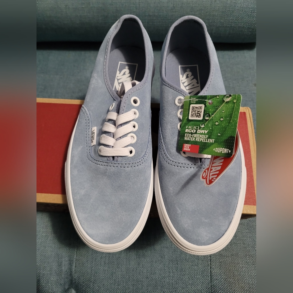 Vans Authentic Pug Suede Size 6.5